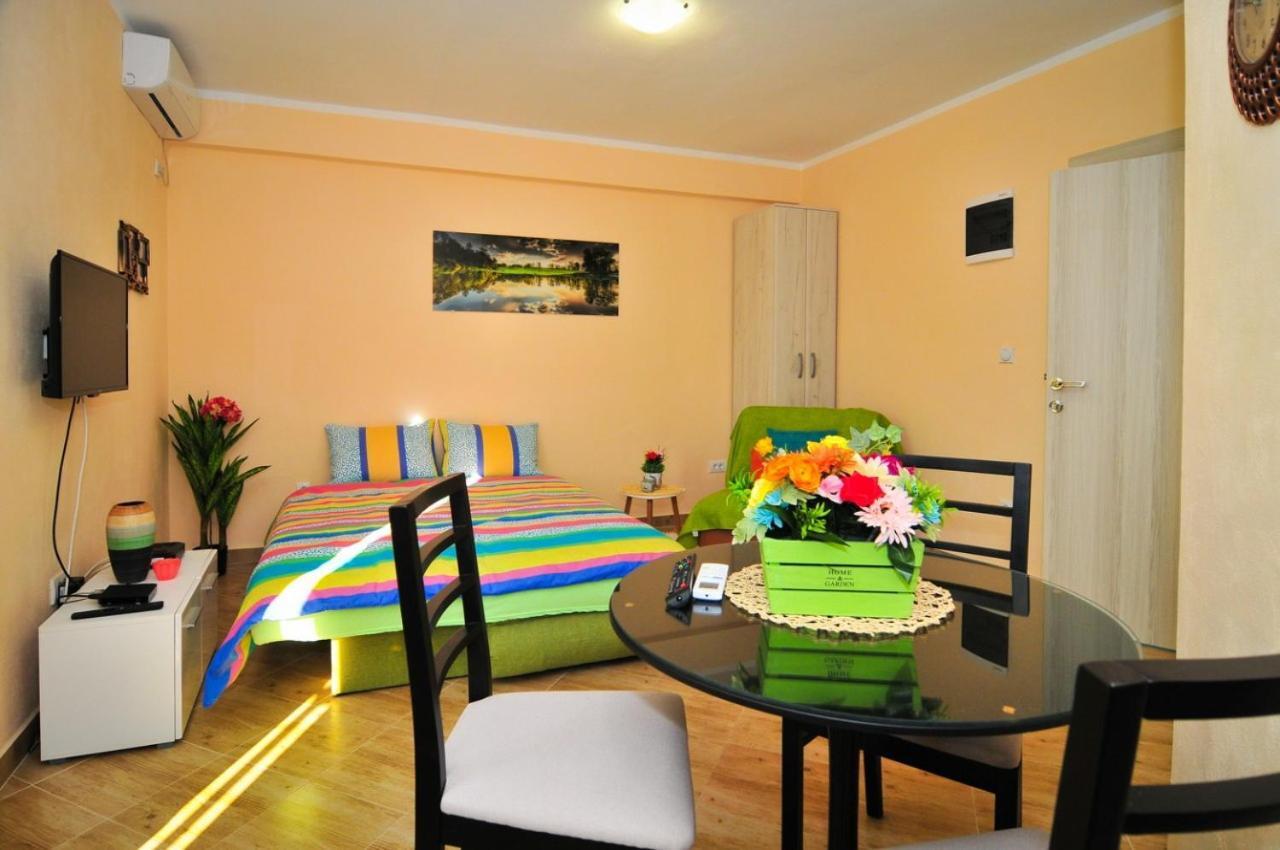 Apartments M&T Tivat Eksteriør bilde