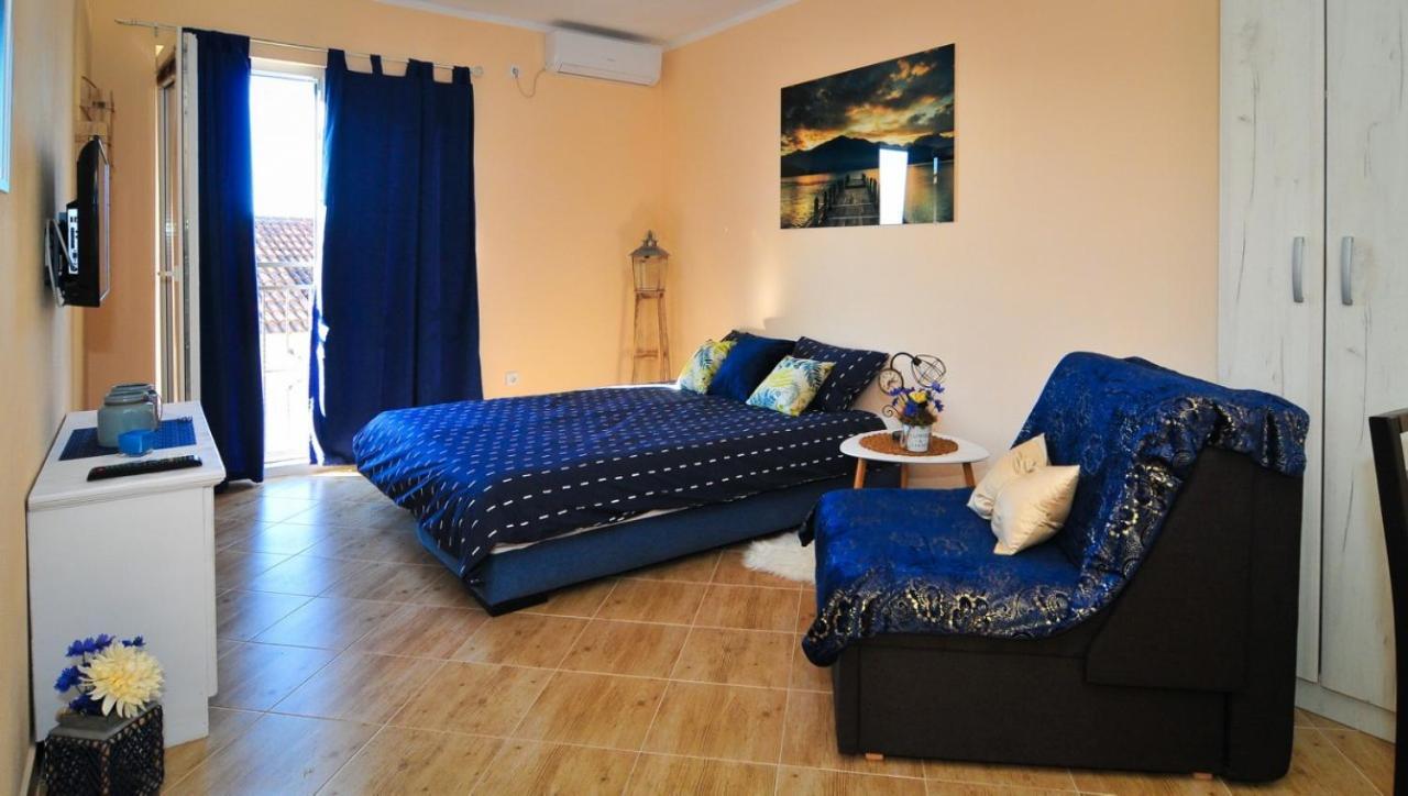 Apartments M&T Tivat Eksteriør bilde